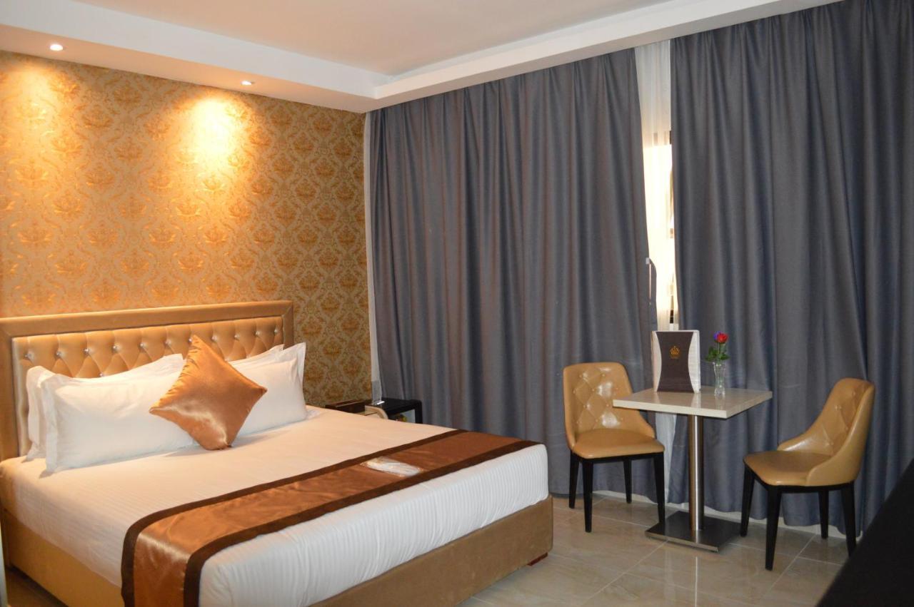 Hotel Crowner David Exterior foto